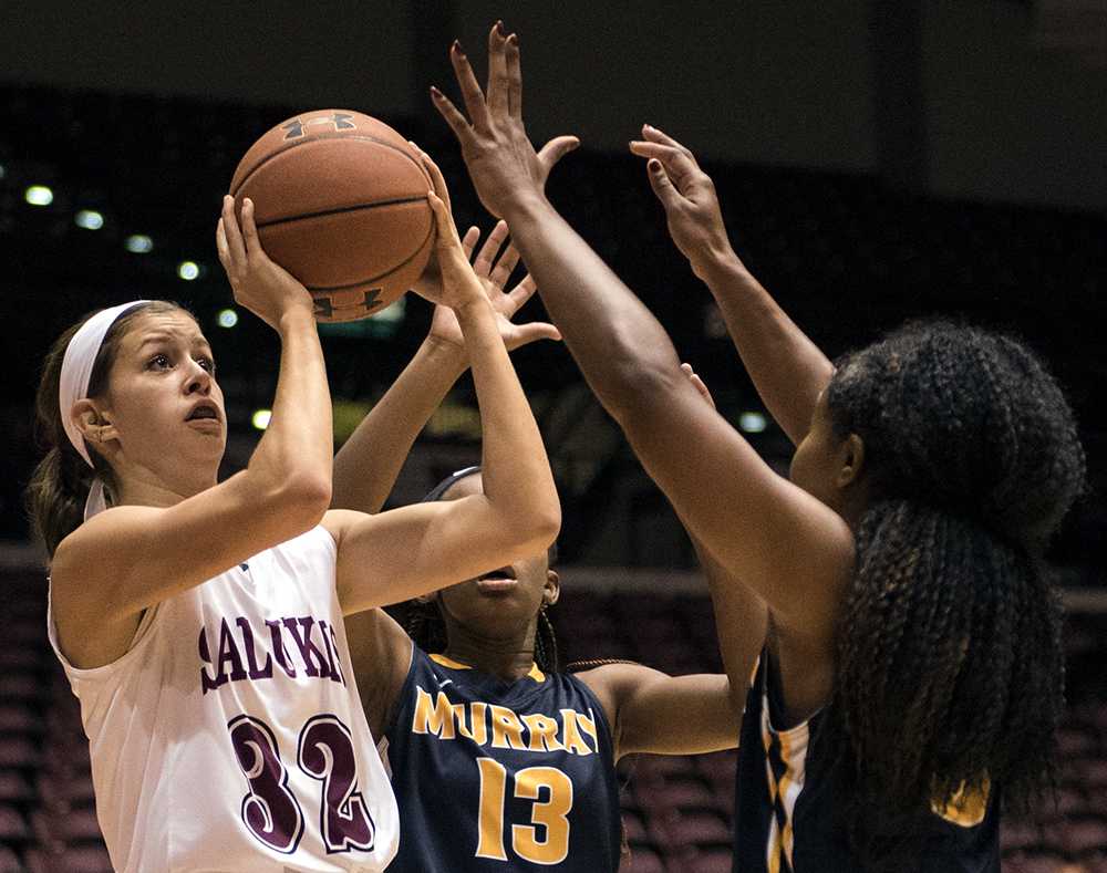 Junior guard Kylie Giebelhausen attempts a shot during the Salukis' 70-63 win against Murray State on Thursday, Nov. 17, 2016, at SIU Arena. (Sean Carley | @SCarleyDE) 