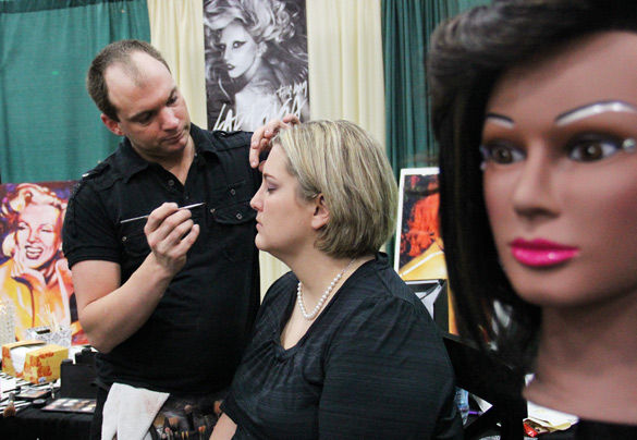 Bridal show offers makeup trial