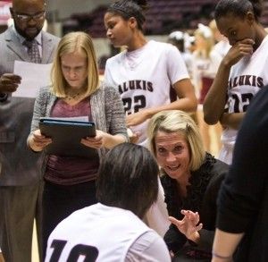 Womens basketball gets aggressive, introduces new practice technique
