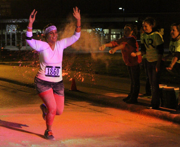 Runners glow for Boys and Girls Club