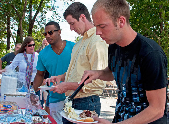 SIU welcomes back families with annual Family Weekend events 