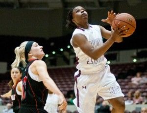 Salukis fight against first game nerves
