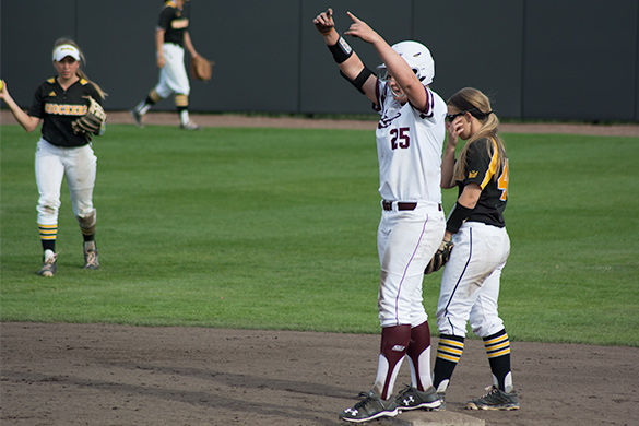 Saluki softball walks away from Day Two with another split