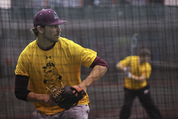 SIU baseballs new look  leads to improvement in practice