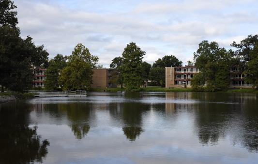 Campus Lake as seen from its north side on Sept. 1, 2016, near Thompson Point. (Athena Chrysanthou | @Chrysant1Athena)