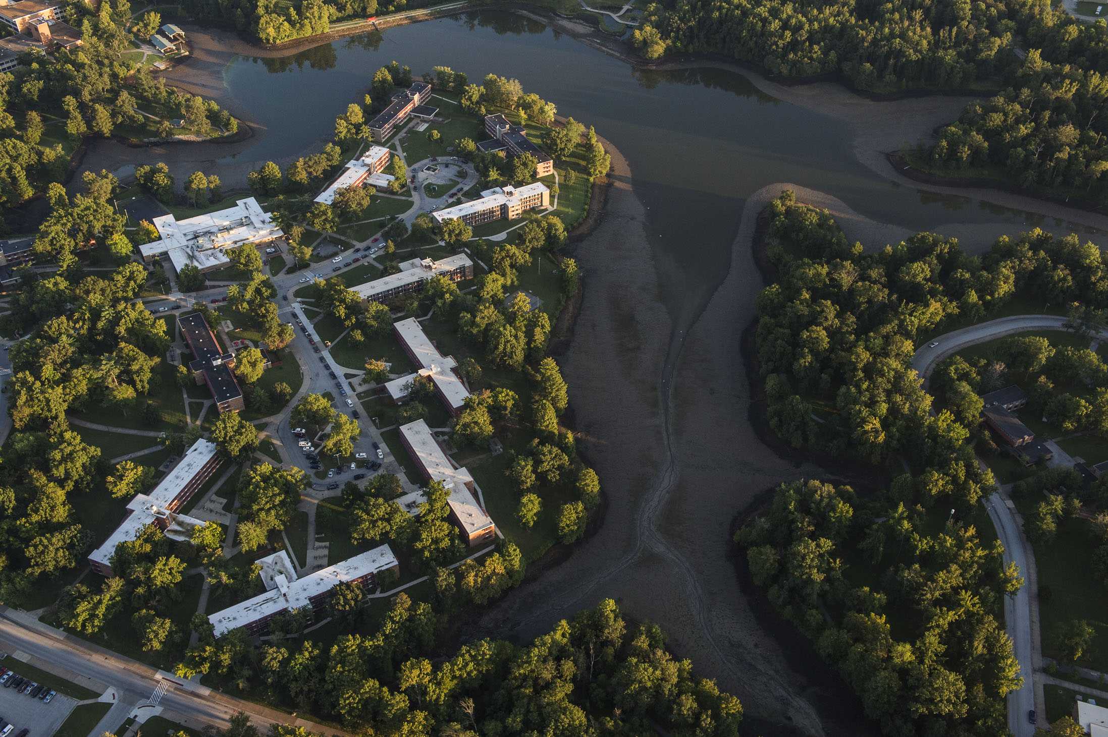 Campus lake shown from above on Saturday, Sept. 17, 2016 in Carbondale. (Ryan Michalesko | @photosbylesko)