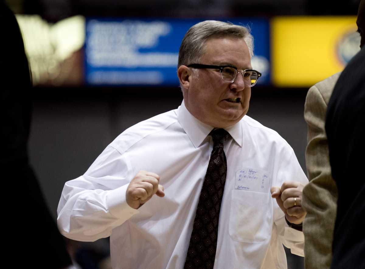 SIU coach Barry Hinson reacts in a time out during the Salukis' 73-63 win over Mount St. Mary University on Monday, Nov. 21, 2016, at SIU Arena. (Athena Chrysanthou | @Chrysant1Athena)