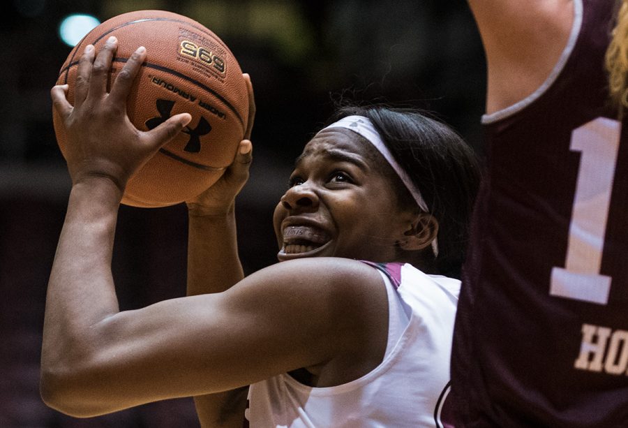 Senior forward Kim Nebo looks to put up a shot during SIU’s 78-60 loss to the Bears on Sunday, Jan. 15, 2017, at SIU Arena. Nebo scored four points in the game. (Jacob Wiegand | @jawiegandphoto)