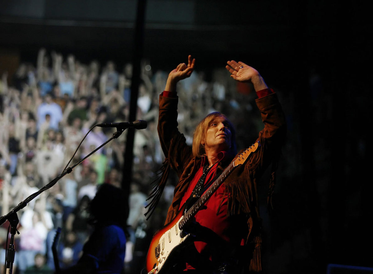 Rock legend Tom Petty jams for a sold out crowd, June 26, 2006, at Xcel Center in St. Paul, Minn. (Jerry Holt/Minneapolis Star Tribune/TNS)