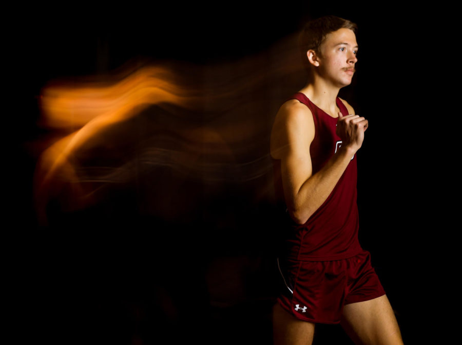 Sophomore+cross-country+runner+Josh+Maier%2C+of+Alsip%2C+Illinois%2C+poses+for+a+portrait+Monday%2C+Oct.+30%2C+2017%2C+in+the+Daily+Egyptian+photography+studio.+%28Brian+Mu%C3%B1oz+%7C+%40BrianMMunoz%29