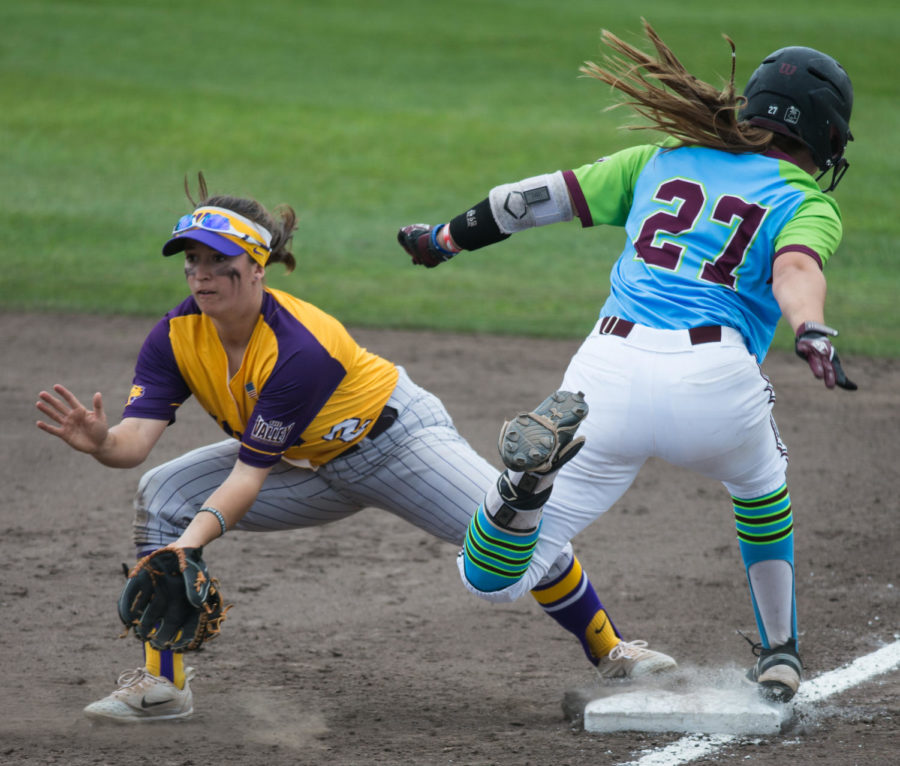 Sophomore infielder Maddy Vermejan hustles out an infield single Sunday, May 6, 2018, during the Salukis 8-0 win against the Northern Iowa Panthers at Charlotte West Stadium. (Cameron Hupp | @CHupp04)