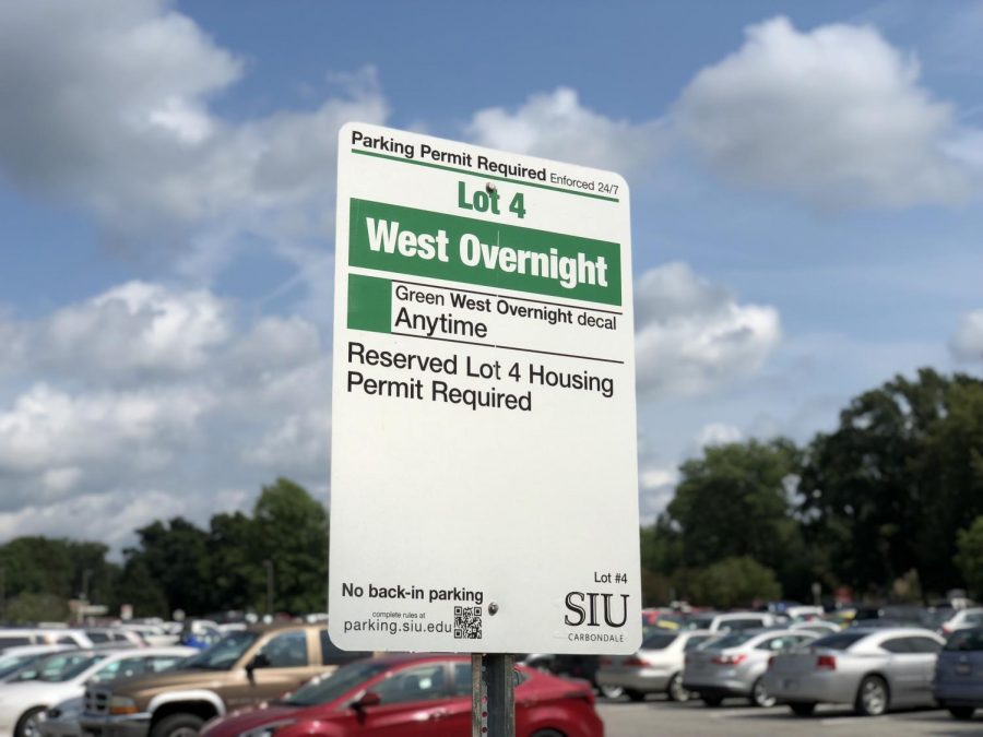 University parking division changed Lot 4 to now require a green decal for parking. (Hannah Smith | @H_lou_s) 