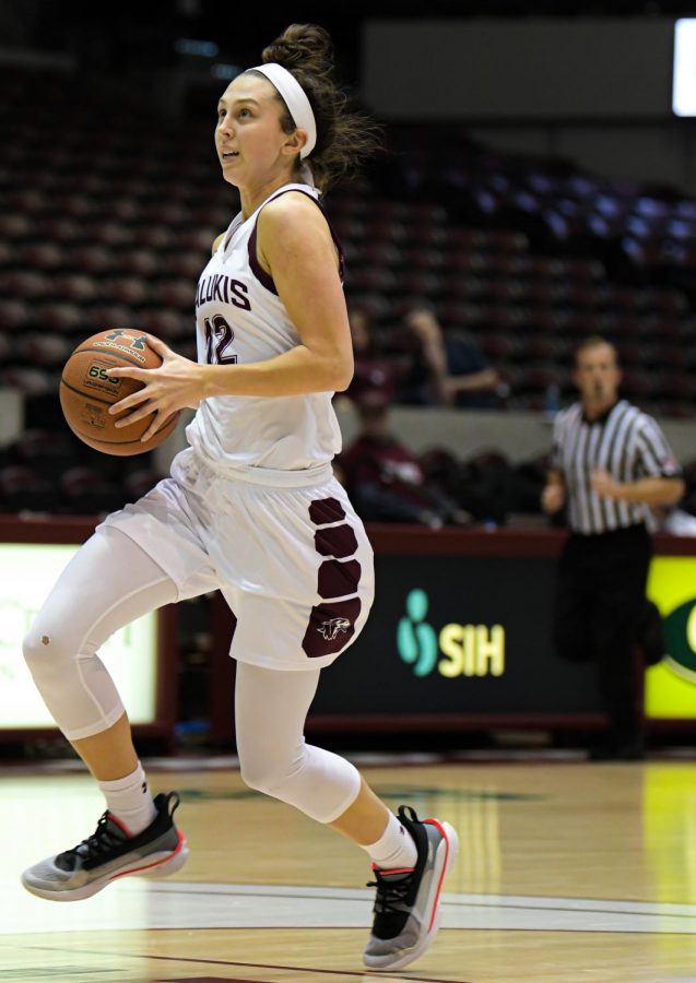Junior Salukis guard Makenzie Silvey takes a lose ball for a break away during Sunday’s 73-65 loss to Drake on Jan. 12, 2020 in the Banterra Center. 