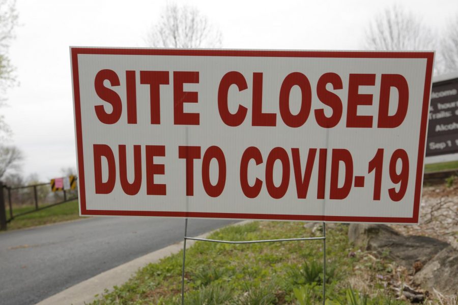 Signs indicating the closure of Giant City State Park due to the Coronavirus Disease 2019 pandemic, Makanda, IL, Saturday, April 4, 2020.  Illinois Governor J.B. Pritzker, issued a statewide shelter-in-place order, effective March 21, 2020, closing all nonessential businesses, and barring all activities at state parks, fish and wildlife areas, recreational areas and historic sites.

(Angel Chevrestt, 646.314.3206)