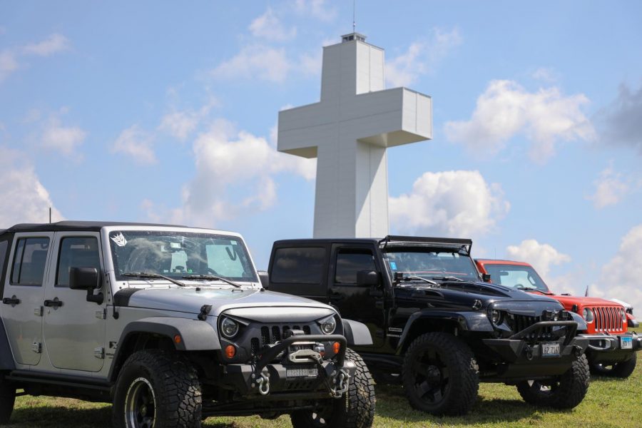 Jeeps await a blessing at Bald Knob Cross in Alto Pass Aug. 15, 2020