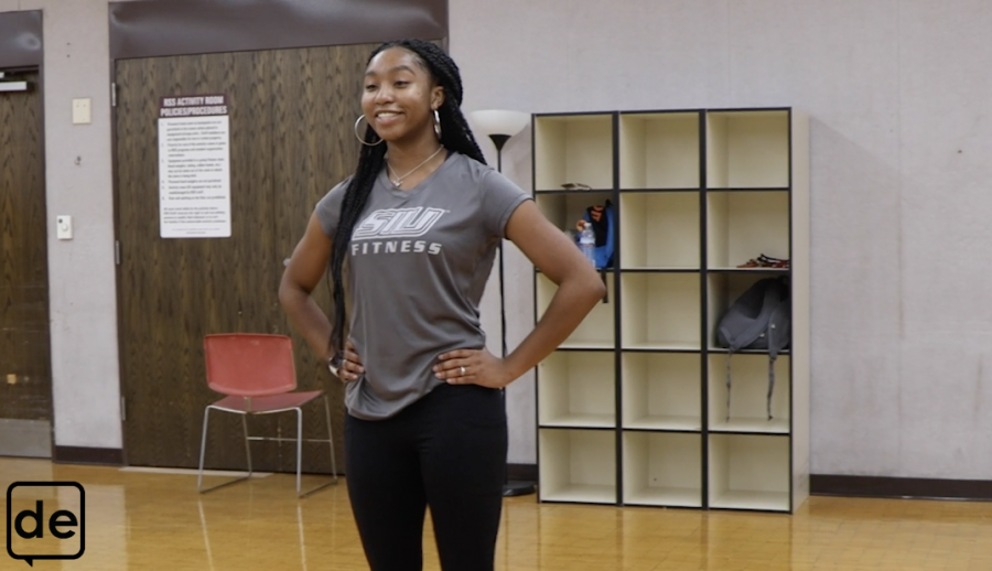 Video: Rec Center at home: Dynamic stretches workout