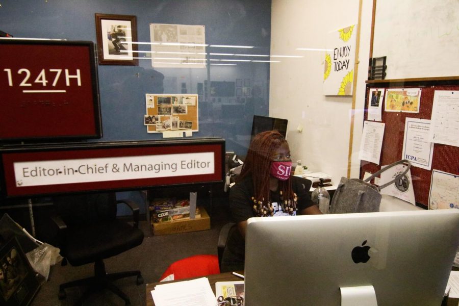 Oreoluwa Ojewuyi, the Editor in Chief for The Daily Egyptian Aug. 16, 2021 at The Daily Egyptian newsroom. 
