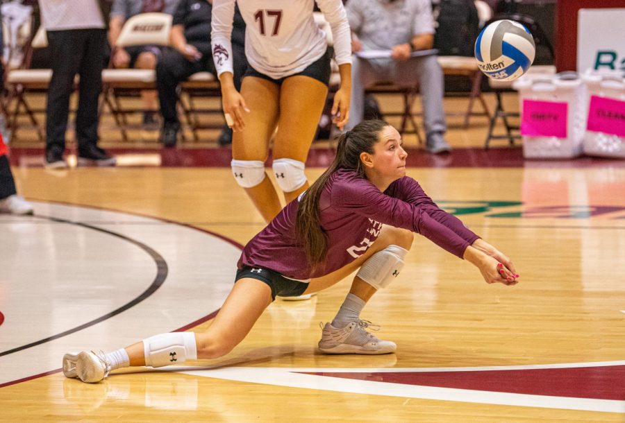 SIU+senior+defensive+specialist%2C+Katy+Kluge%2C+goes+down+low+for+the+save+vs.+EIU.+SIU+would+later+on+drop+their+early+2-0+lead+and+fall+to+EIU+3-2++on+Friday%2C+Sept.+10%2C+2021+during+the+Saluki+Invitational+at+the+Banterra+Center+at+SIU.+