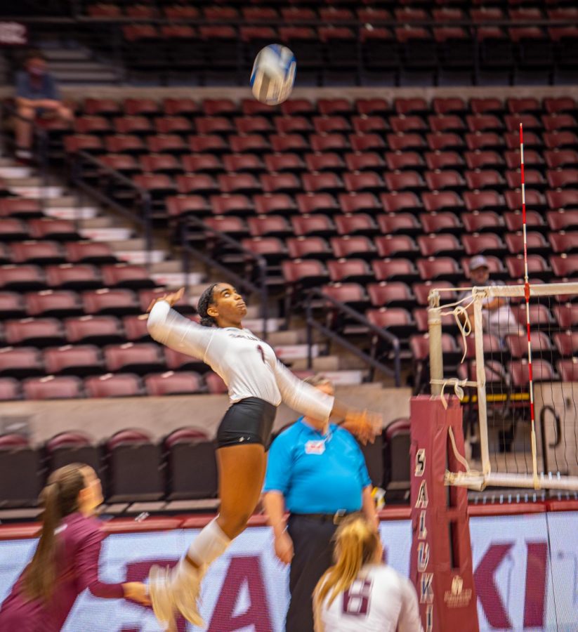 Nsia Gittens goes up for the spike vs. EIU. SIU would later on drop their early 2-0 lead and fall to EIU 3-2  on Friday, Sept. 10, 2021 during the Saluki Invitational at the Banterra Center at SIU.         