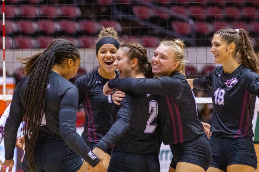 The+team+reacts+to+scoring+play+by+MacKenzie+Houser+during+the+Salukis+3-0+win+over+the+University+of+South+Carolina+-+Upstate+on+Friday%2C+Sept.+10%2C+2021+during+the+Saluki+Invitational+at+the+Banterra+Center+at+SIU.+