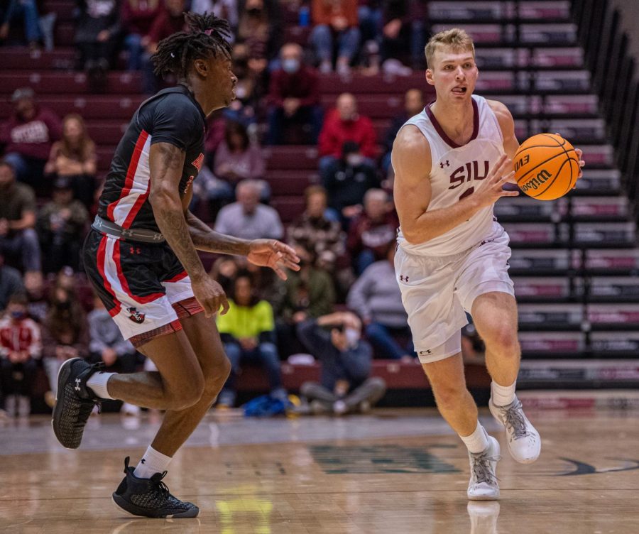 SIU forward, Marcus Domask, drive the ball down the court to set up a play for the Salukis during SIUs 73-55 win over Austin Peay during the Charles Helleny Tip-Off Classic on Friday, Nov. 12, 2021 at the Banterra Center at SIU. 