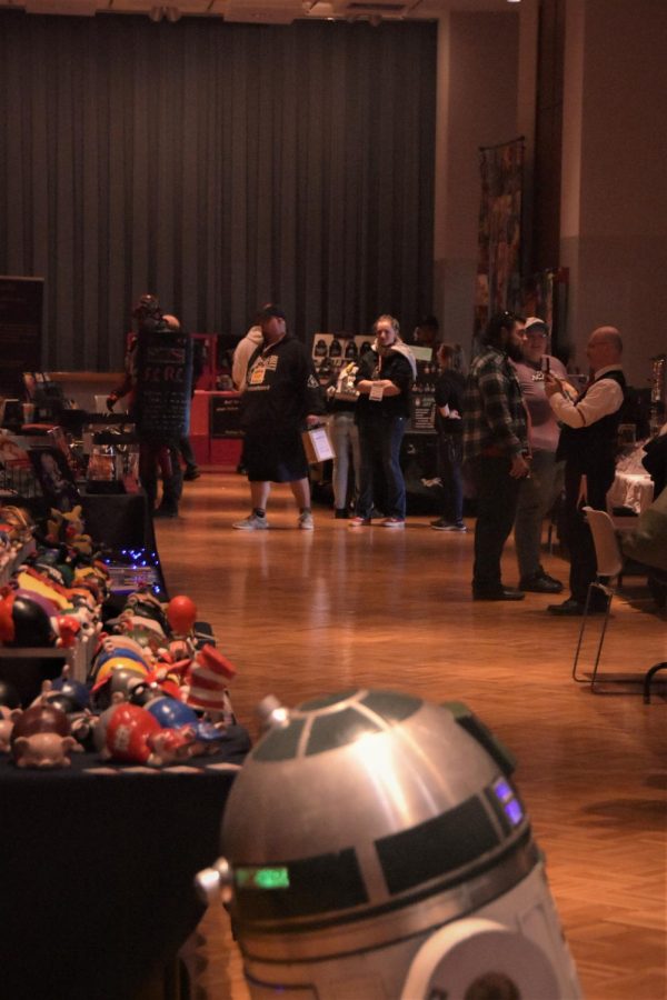 Vendors and enthusiasts alike attended SalukiCon, along with panels and tournaments for fans to enjoy and express their love for their favorite fandoms on April 16, 2022 at the SIU Student Center in Carbondale, Ill.
