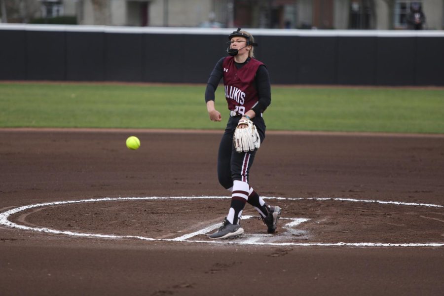 Elliott Stinson (29) lets go of the ball for a pitch at the start of the game against Southern Illinois University Edwardsville Feb. 26, 2023 at Charlotte West Stadium in Carbondale, Ill.