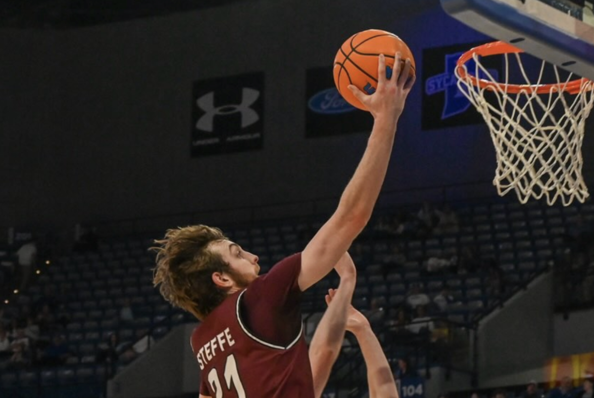 Salukis shut down Sycamores in 80-65 win