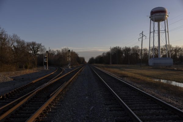 Train tracks in Du Quoin leading southbound toward Carbondale. Feb, 12, 2026. 